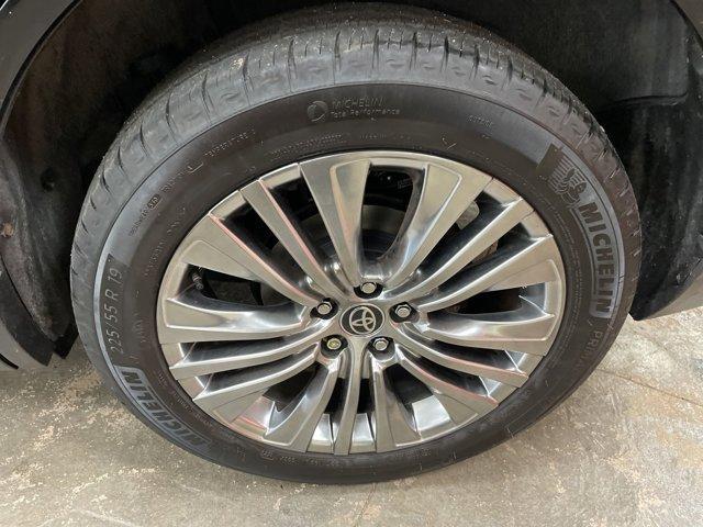 2021 toyota venza xle