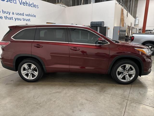 2015 toyota highlander limited