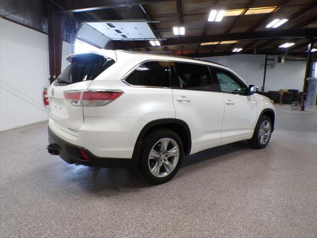 2014 toyota highlander limited