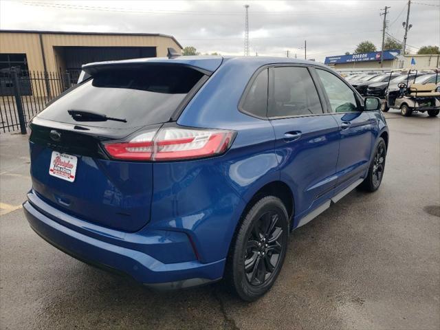 2022 ford edge se