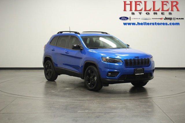 2023 jeep cherokee altitude lux
