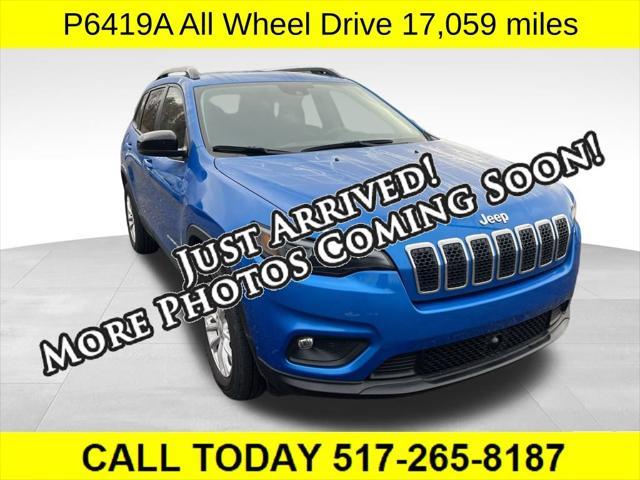 2022 jeep cherokee latitude lux
