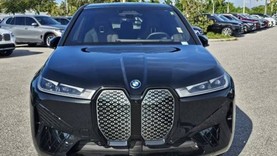 2025 BMW iX