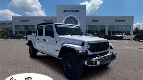 2024 Jeep Gladiator