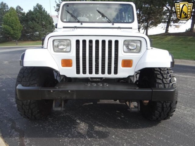 1993 jeep wrangler 120553 miles white suv straight 6 cylinder engine 4.0l/242 a