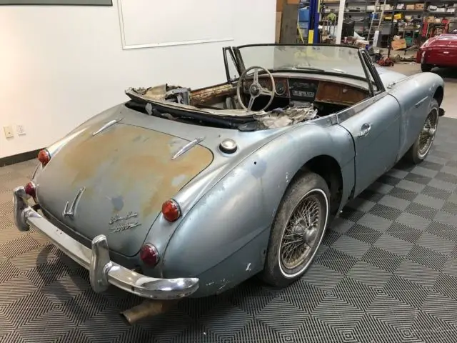 1967 austin healey 3000 mk3 bj-8. a fairly complete car for restoration