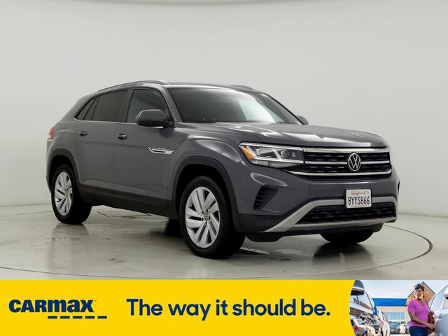 2022 volkswagen atlas cross sport se w/tech
