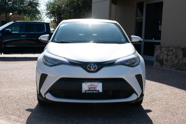 2021 toyota c-hr le