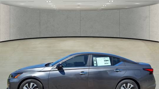2025 Nissan Altima s