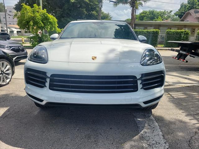 2020 porsche cayenne base