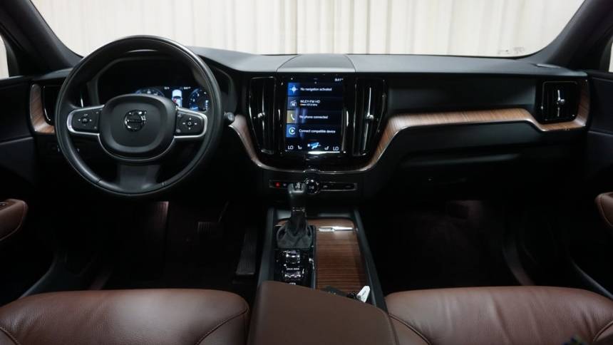 2021 volvo xc60 t5 momentum