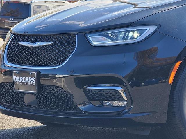 2023 chrysler pacifica touring-l