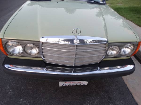 1979 mercedes-benz 240d base sedan 4-door 2.4l