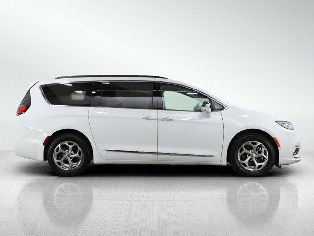 2022 chrysler pacifica limited
