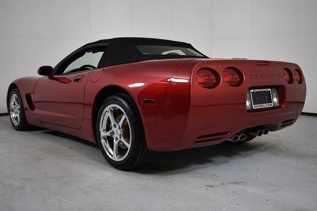 2002 chevrolet corvette base