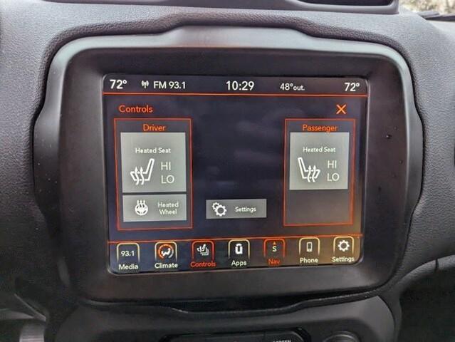 2023 jeep renegade trailhawk