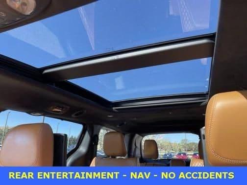 2022 chrysler pacifica pinnacle all-wheel drive passenger van in grandville, michigan