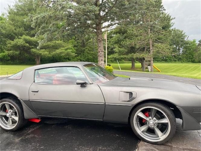 1980 pontiac firebird trans am in rock city, illinois