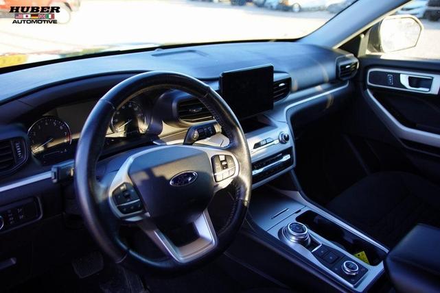 2021 ford explorer xlt