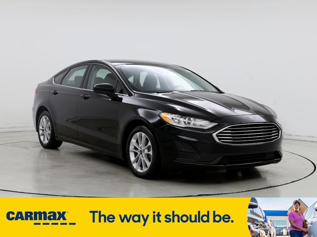 2020 ford fusion hybrid se