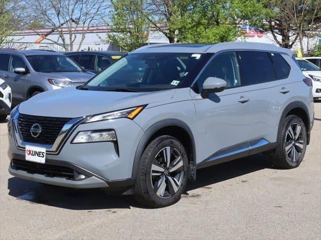 2021 nissan rogue sl intelligent awd in madison, wisconsin
