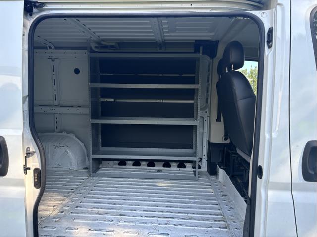 2016 ram promaster 1500 low roof