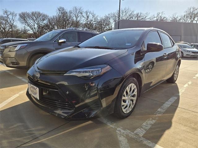 2019 toyota corolla le