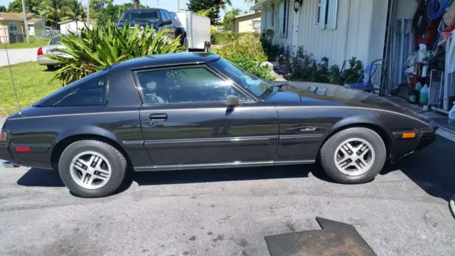 rare,1985 rx7 black