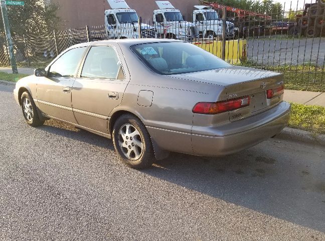 1999 toyota camry for sale in illinois by owner