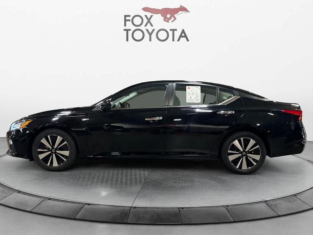 2022 nissan altima 2.5 sv