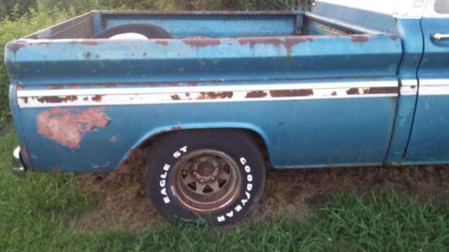 1963 chevy c10 fleetside pickup truck