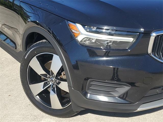 2020 volvo xc40 t5 momentum
