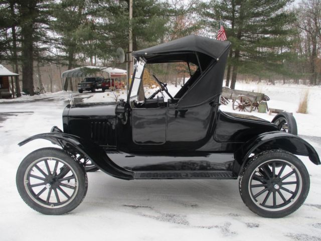 1925 ford model t runabout