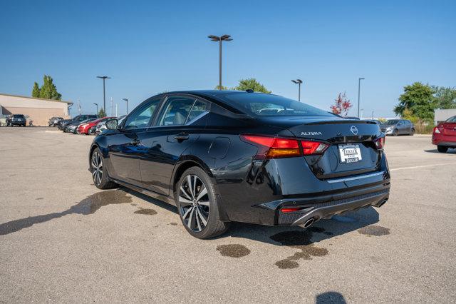 2022 nissan altima 2.5 sr