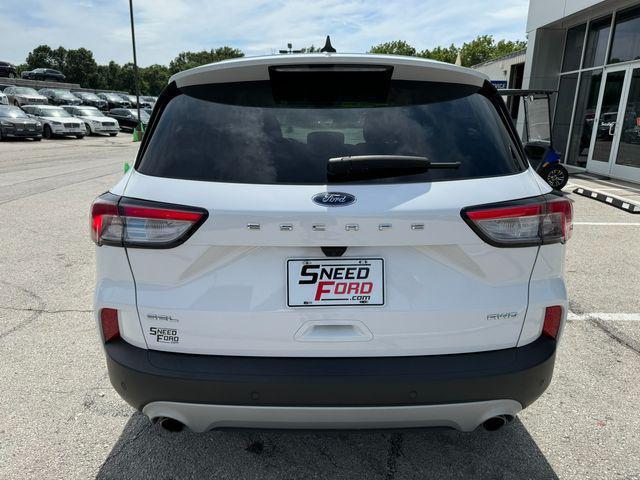 2022 ford escape sel