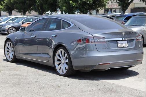 2013 tesla model s