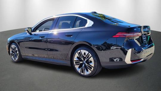 2024 BMW i5