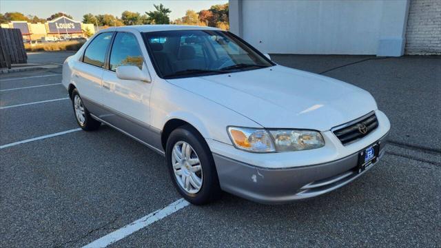 2000 toyota camry le