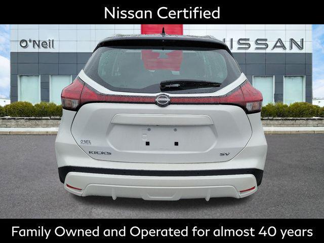 2022 nissan kicks sv