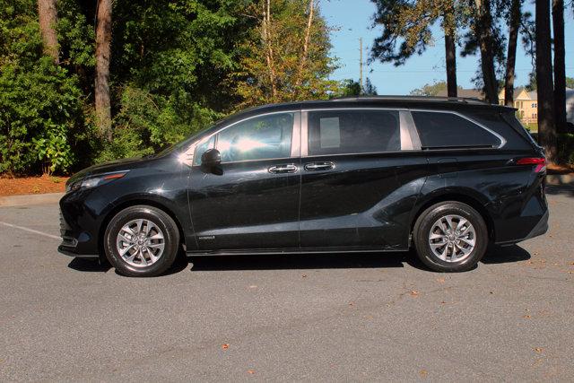 2021 toyota sienna xle
