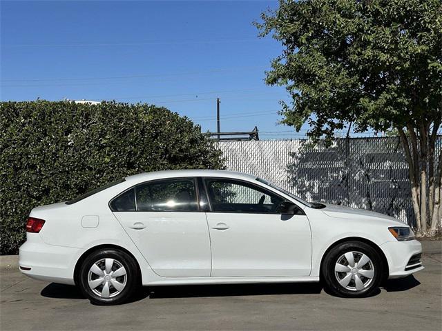 2015 volkswagen jetta auto s w/technology