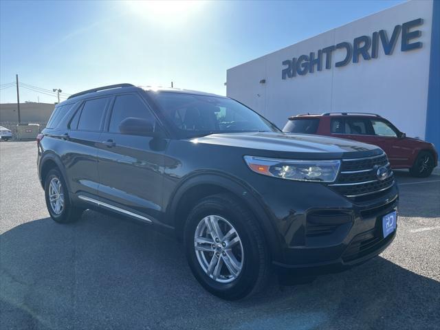 2022 ford explorer xlt