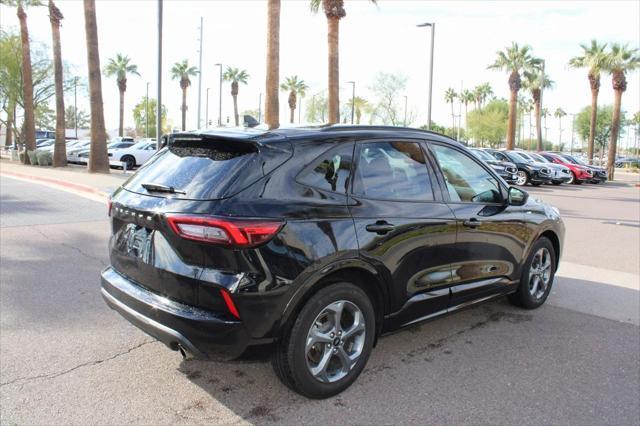 2023 ford escape st-line