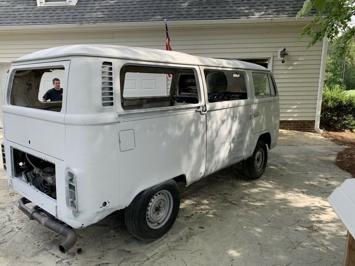 1972 volkswagen transporter van grey rwd manual
