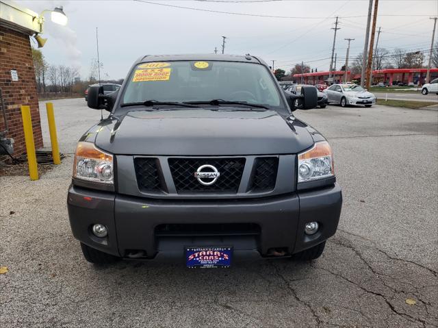 2012 nissan titan pro-4x