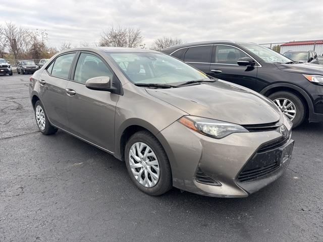 2019 toyota corolla le