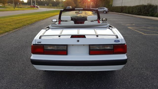 1991 ford mustang lx conv. with 8,653 actual miles