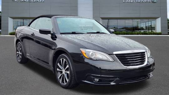 2013 Chrysler 200