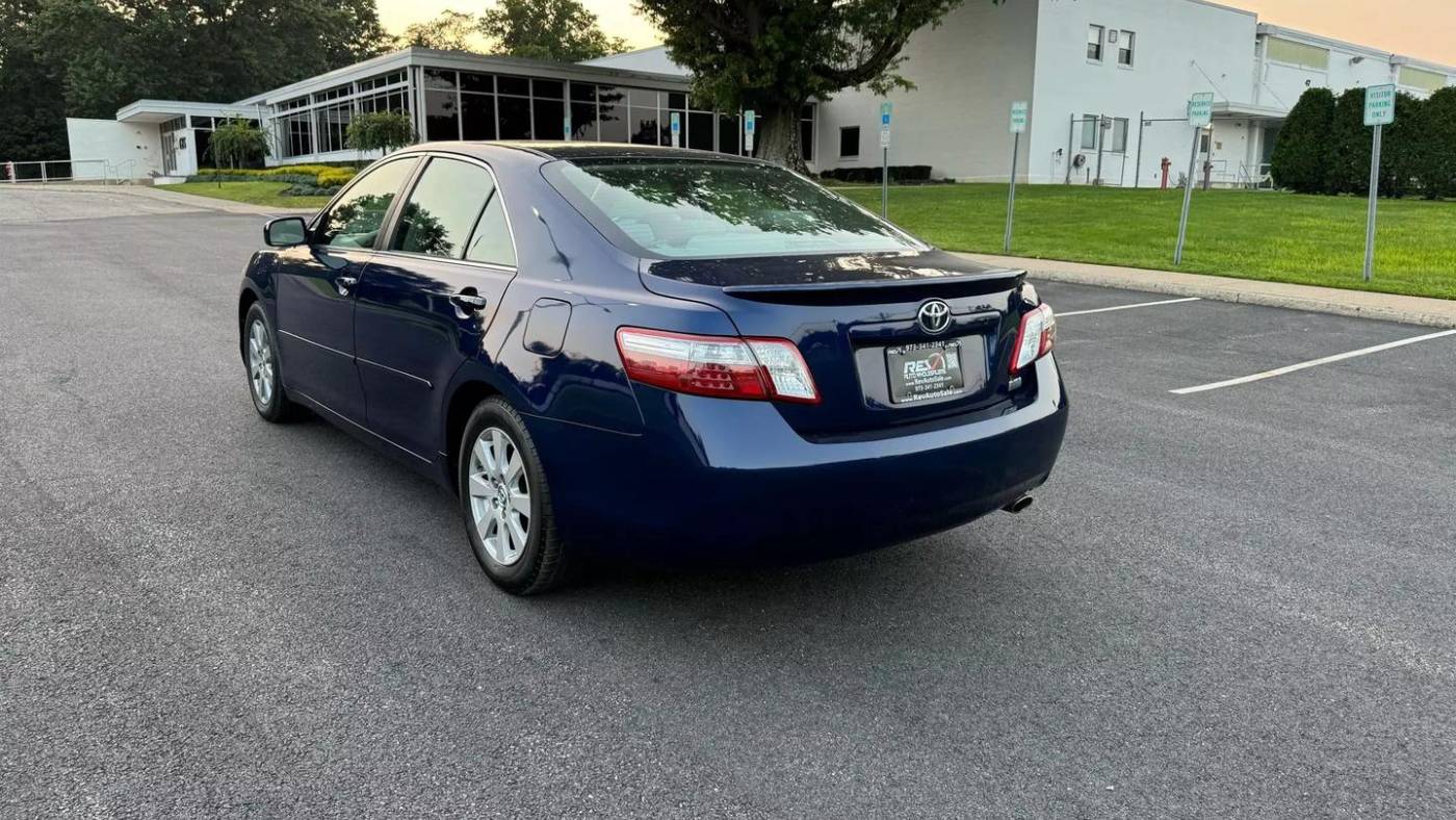 2009 toyota camry hybrid base