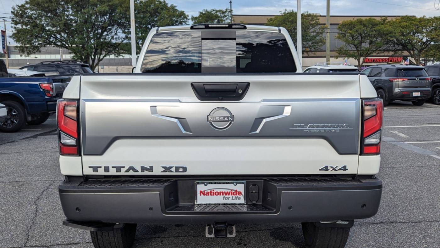 2024 nissan titan xd